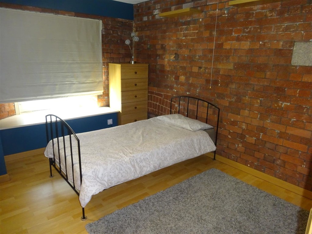 2 bed apartment to rent in Art House  - Property Image 13