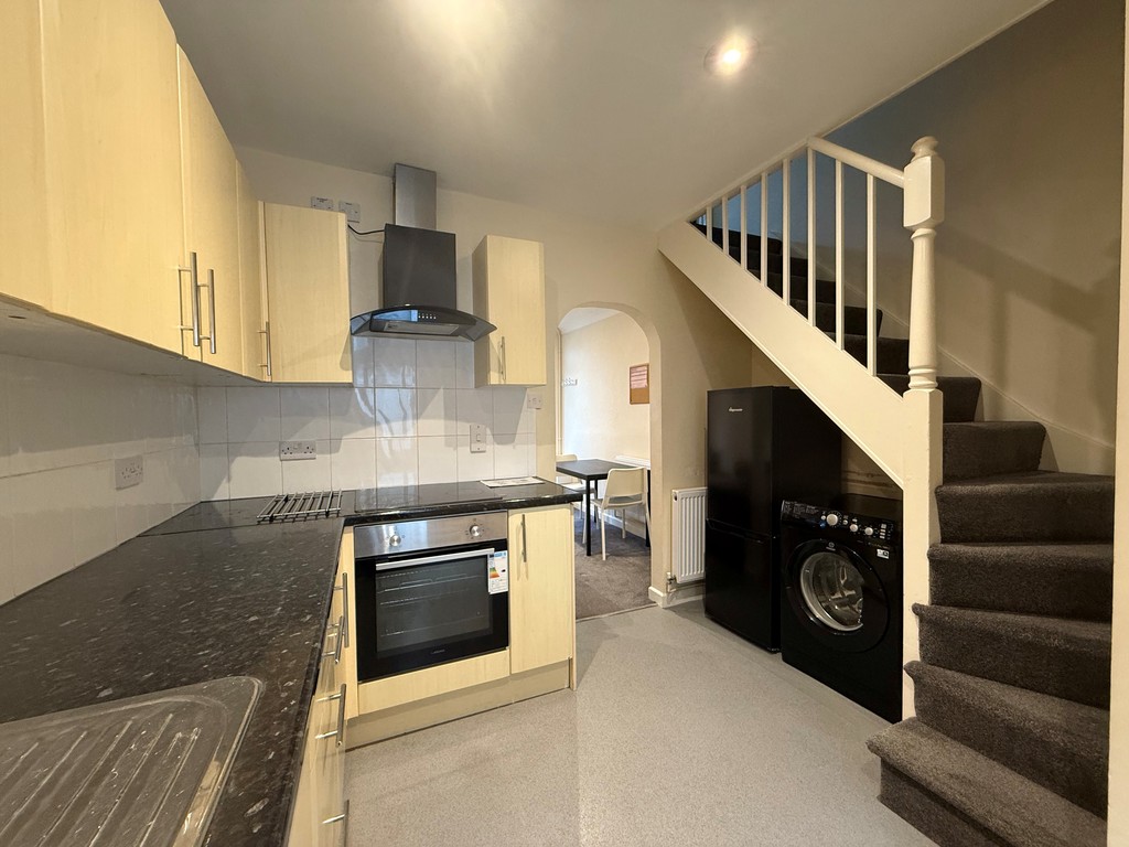 2 bed terraced house to rent in Grendon Buildings, Preston Street, EX1  - Property Image 4