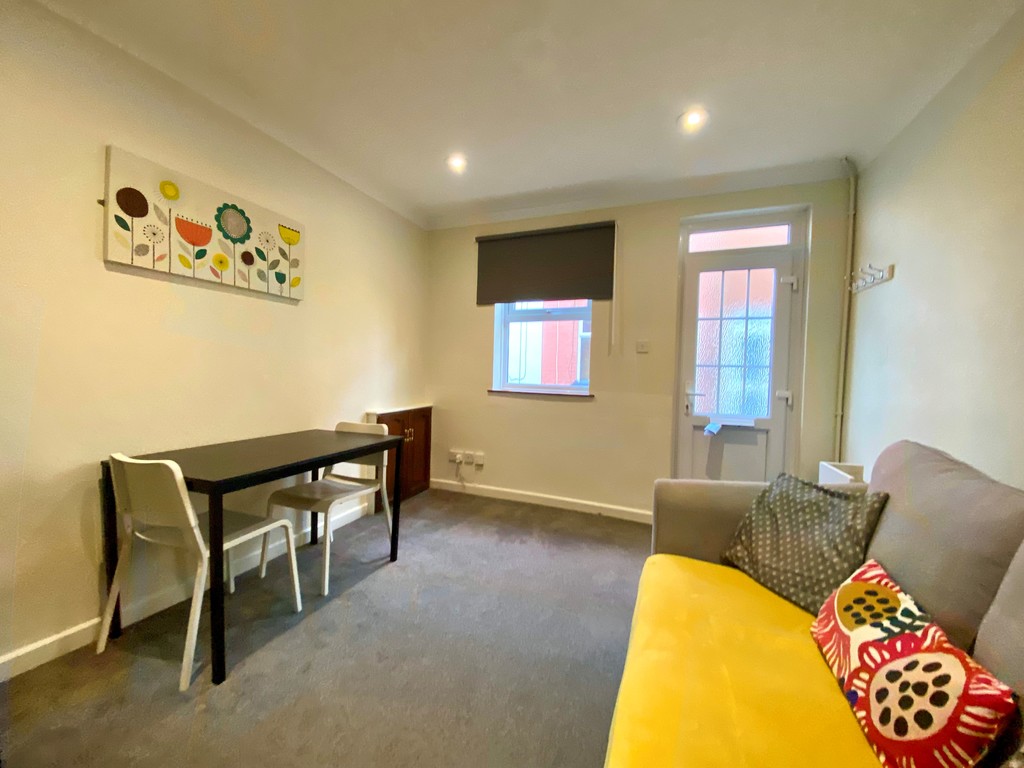 2 bed terraced house to rent in Grendon Buildings, Preston Street, EX1 6