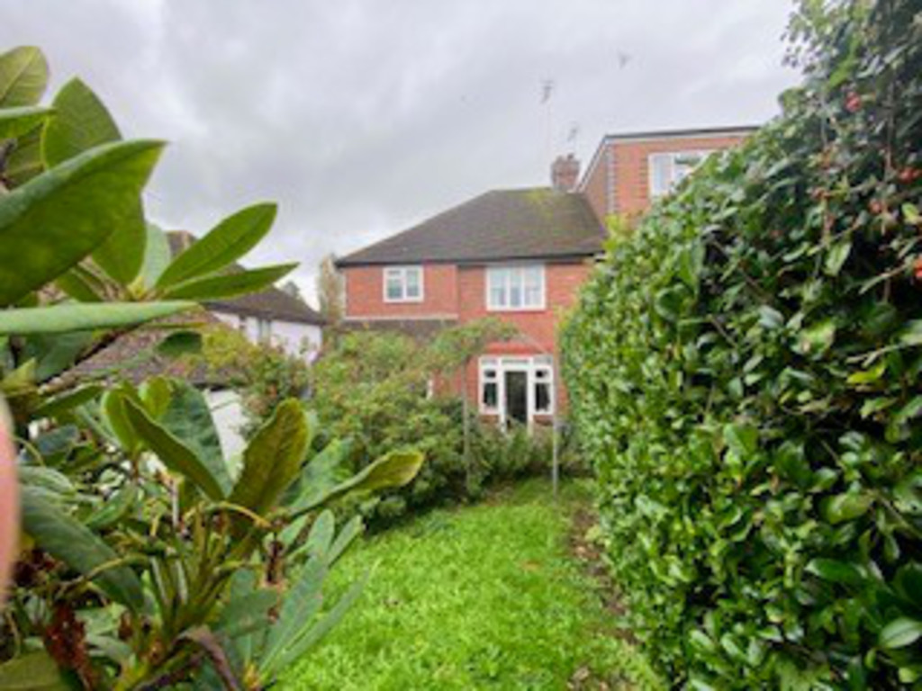 3 bed semi-detached house for sale in Vaughan Road  - Property Image 15