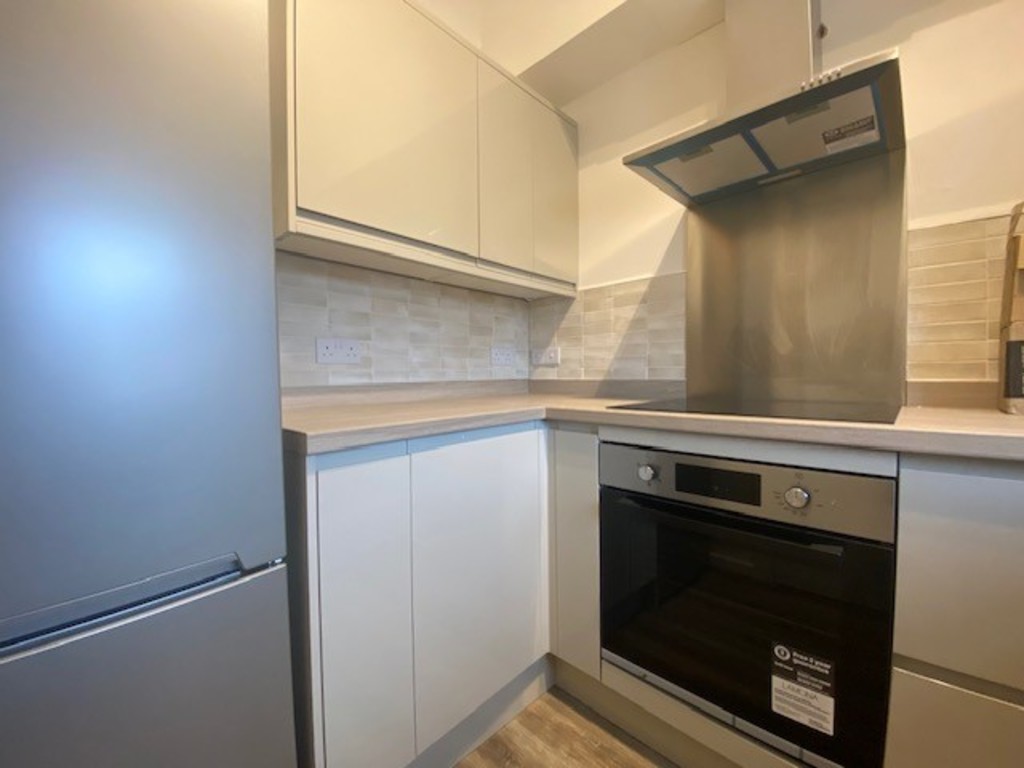 1 bed flat to rent in Old Tiverton Road, Exeter, EX4 5