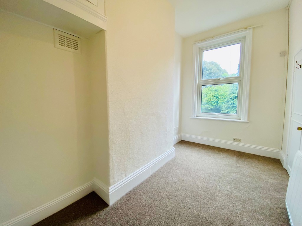 2 bed apartment for sale in Queens Crescent, Exeter  - Property Image 11