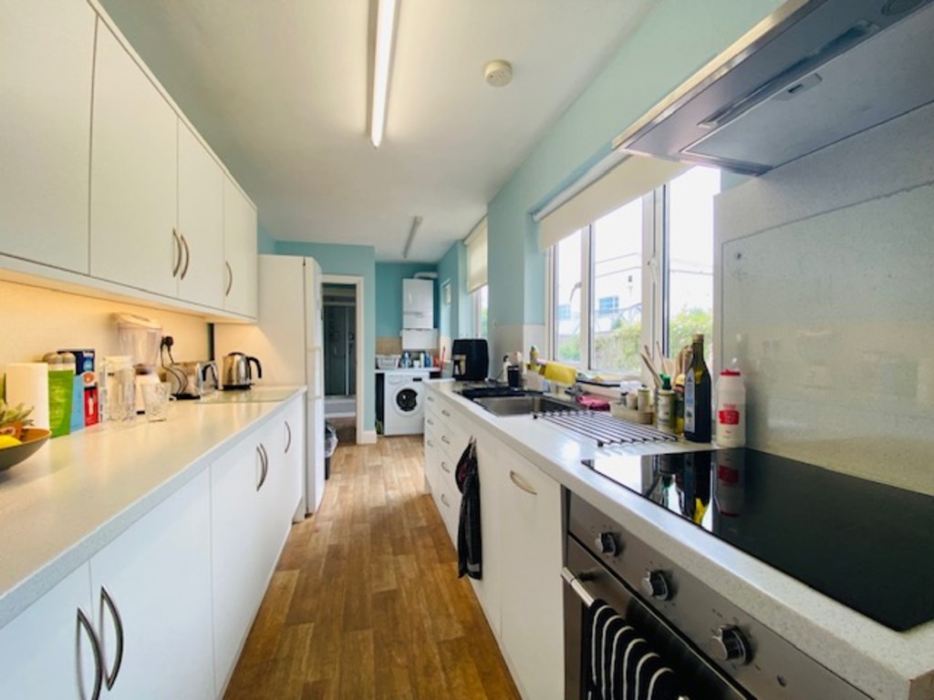 1 bed apartment to rent in Malborough Road, Exeter 8