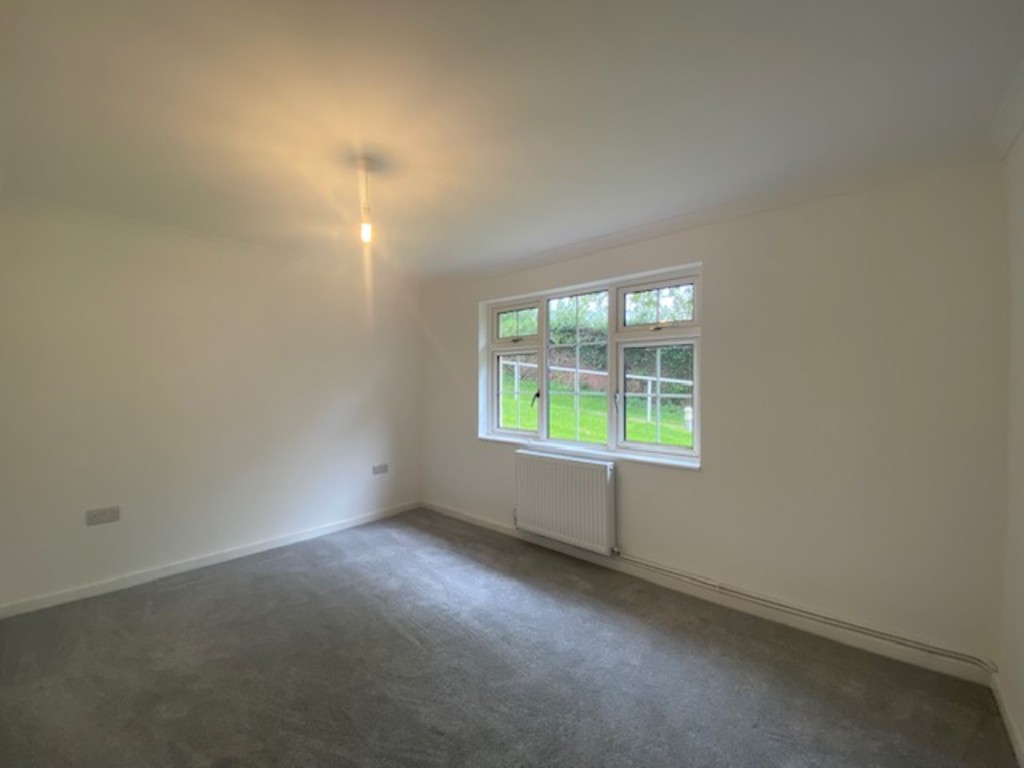 4 bed detached bungalow to rent in Moorlake, CREDITON 14