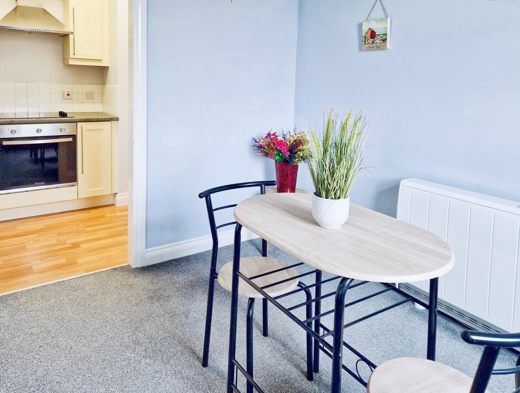 1 bed apartment for sale in Northernhay Street, Exeter  - Property Image 4