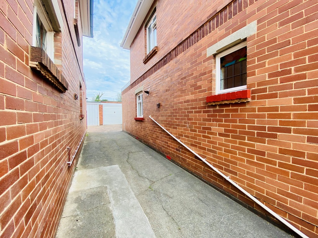 3 bed semi-detached house for sale in Kennerley Avenue, Exeter  - Property Image 22