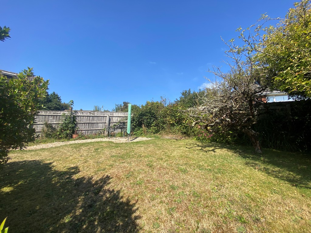 3 bed detached bungalow for sale in Okefield Road  - Property Image 16