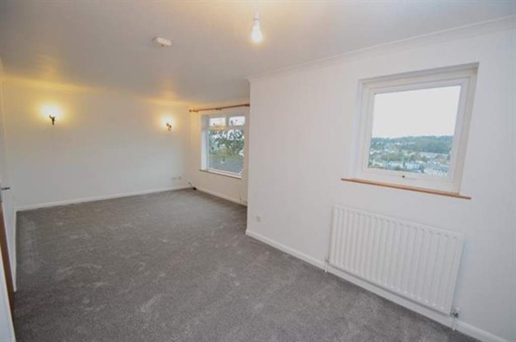 3 bed terraced house to rent in Upper Longlands, Dawlish  - Property Image 4