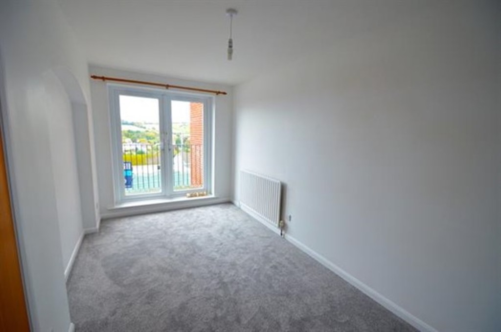 3 bed terraced house to rent in Upper Longlands, Dawlish  - Property Image 6