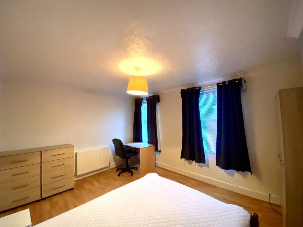 2 bed terraced house to rent in South View Terrace, Exeter  - Property Image 9