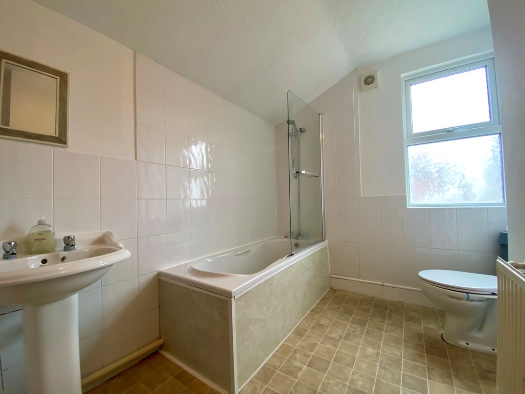 2 bed terraced house to rent in South View Terrace, Exeter  - Property Image 9