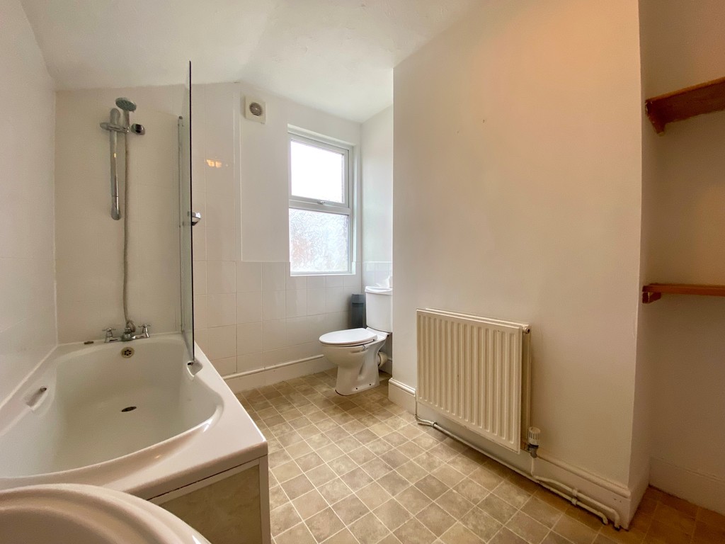 2 bed terraced house to rent in South View Terrace, Exeter  - Property Image 10