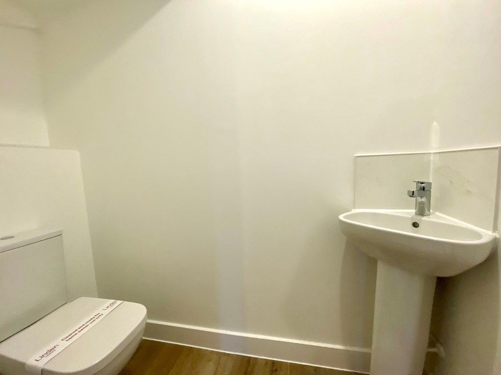 3 bed town house to rent in Granite Rise, Pinhoe, EX4 15