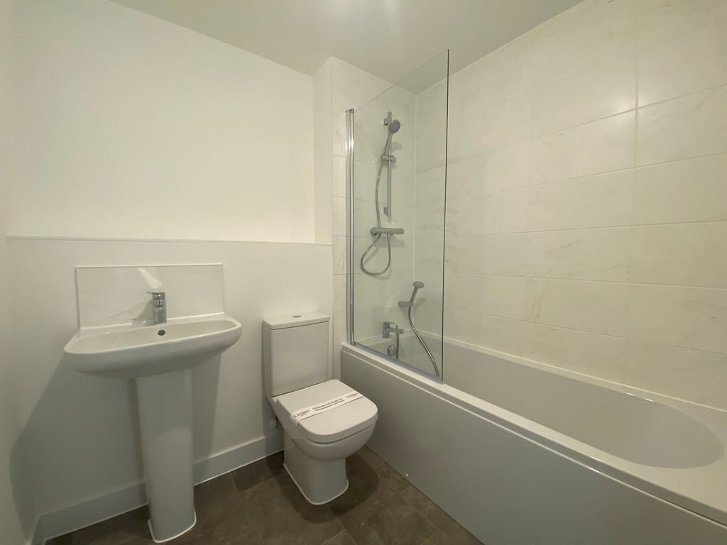 3 bed town house to rent in Granite Rise, Pinhoe  - Property Image 11