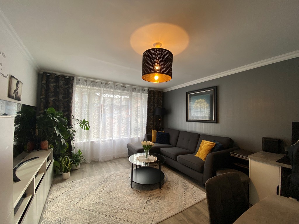 2 bed apartment for sale in Well Street, Exeter, EX4