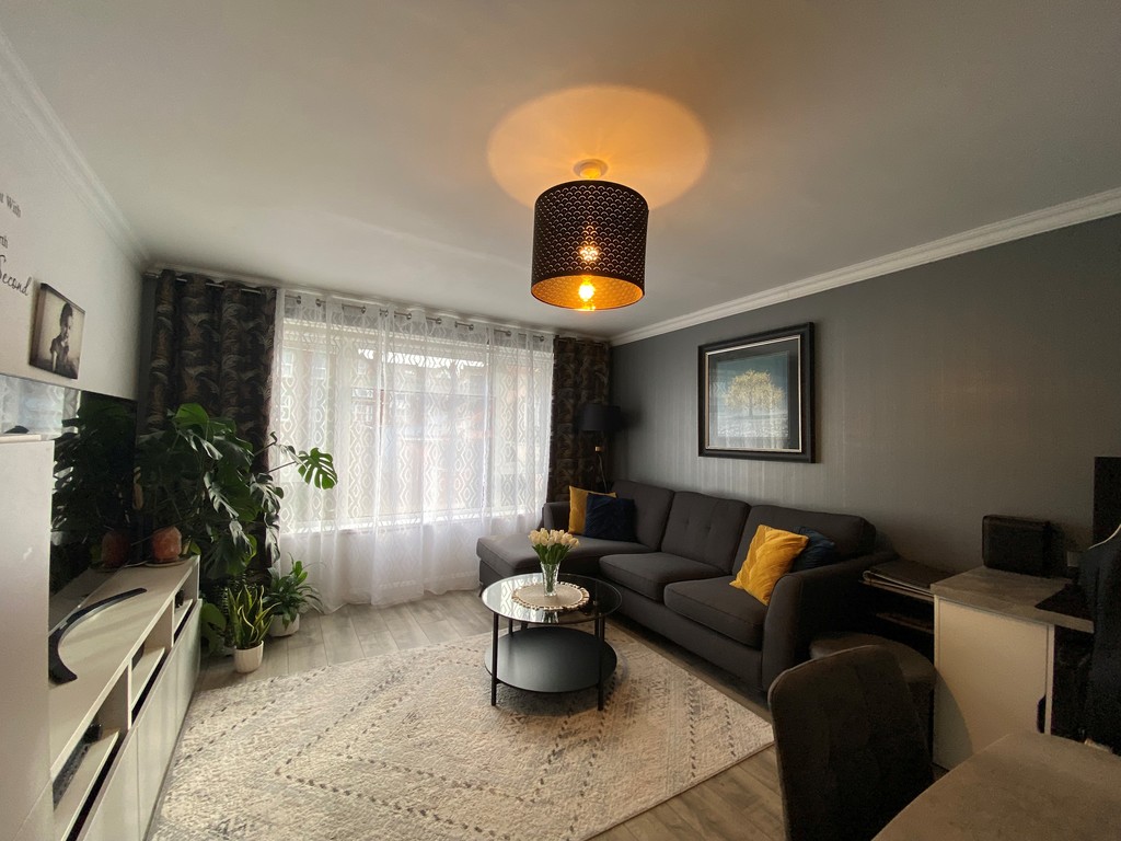 2 bed apartment for sale in Well Street, Exeter  - Property Image 5