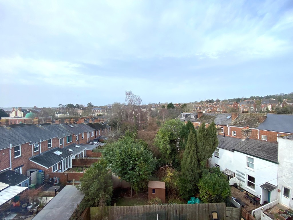 2 bed apartment for sale in Well Street, Exeter, EX4