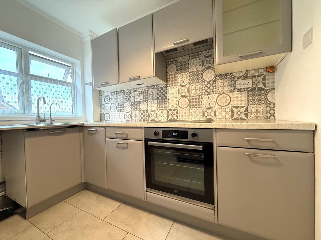 2 bed apartment for sale in Flat E, 27 Well Street 6