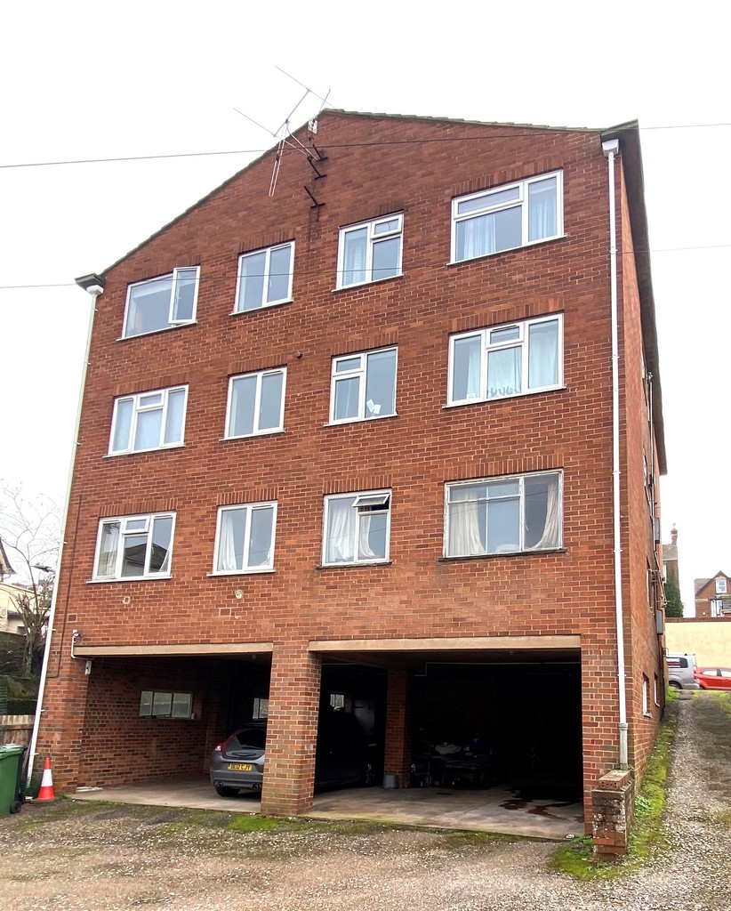 2 bed apartment for sale in Well Street, Exeter