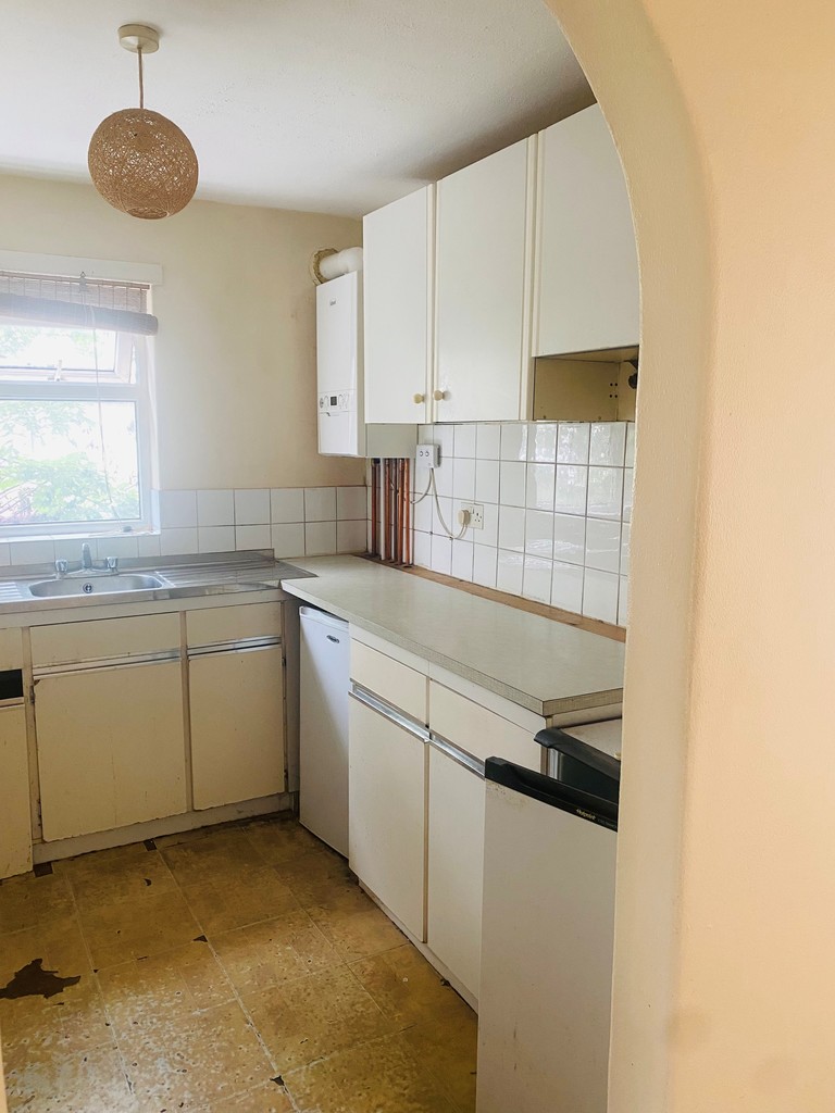 2 bed apartment for sale in Well Street, Exeter  - Property Image 8