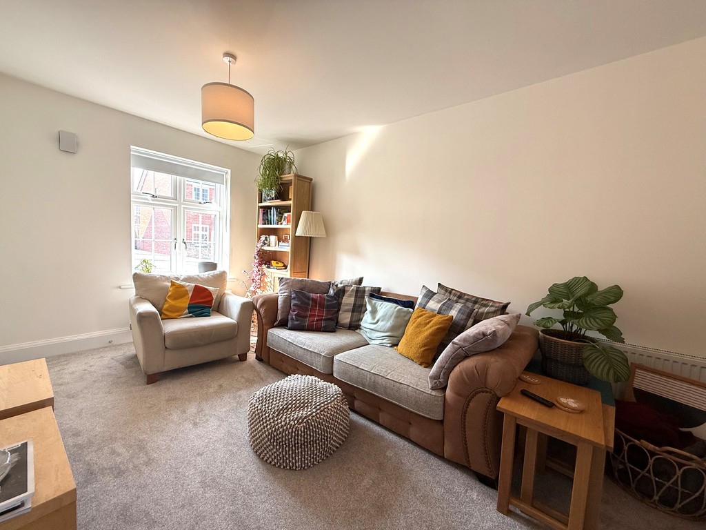 2 bed semi-detached house to rent in Matford, Exeter 3