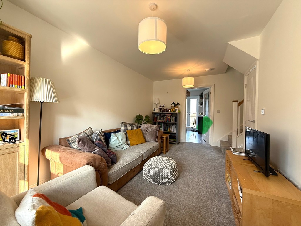 2 bed semi-detached house to rent in Matford, Exeter 2