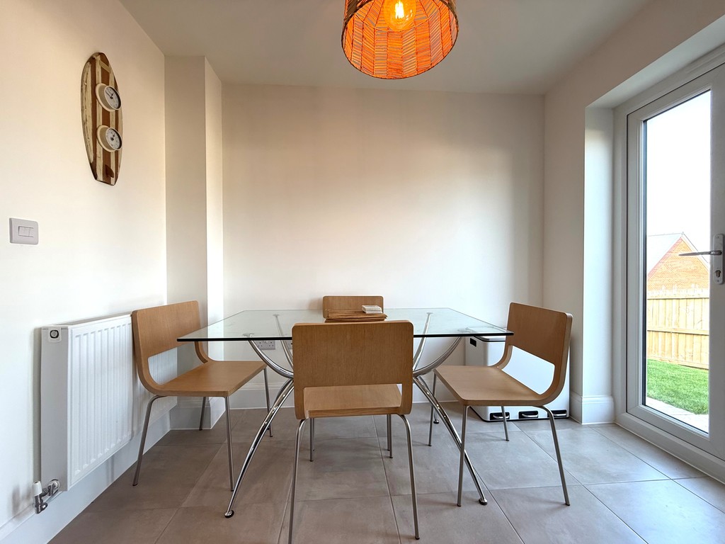 2 bed semi-detached house to rent in Matford, Exeter 5