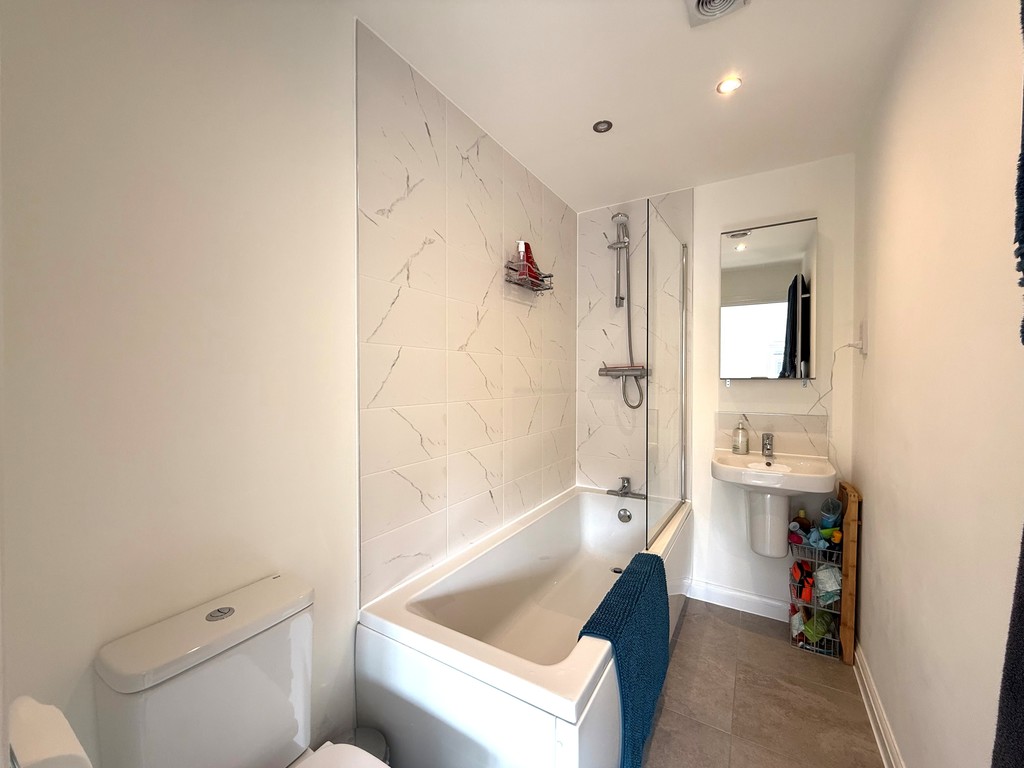 2 bed semi-detached house to rent in Matford, Exeter 11