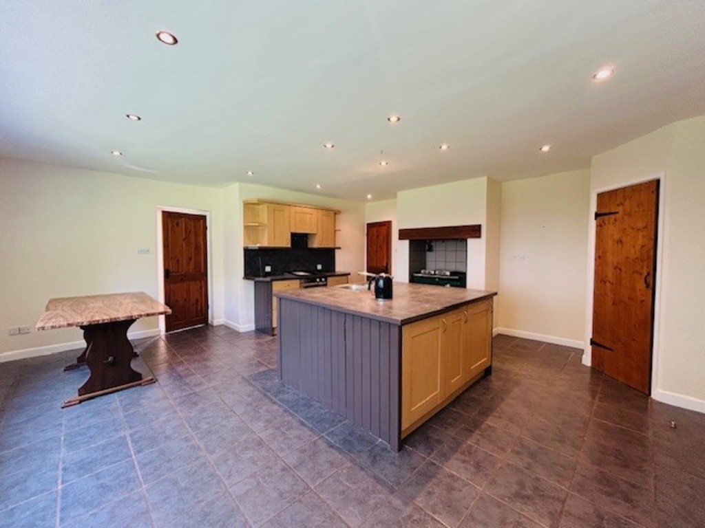 4 bed detached bungalow to rent in Gulliford Bungalows, Mamhead, EX6  - Property Image 7