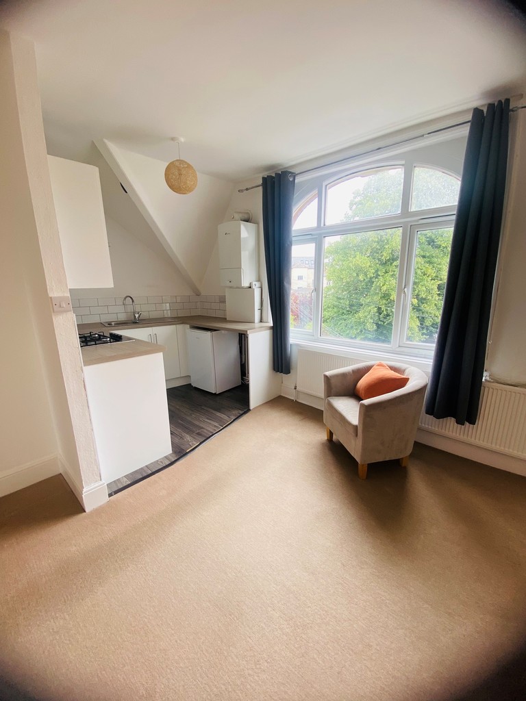 1 bed flat for sale in Haldon Road, Exeter 2
