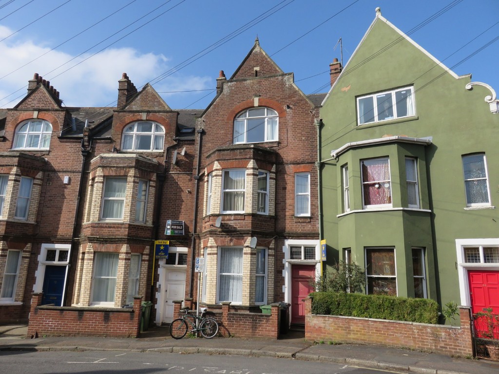 1 bed flat for sale in Haldon Road, Devon  - Property Image 1