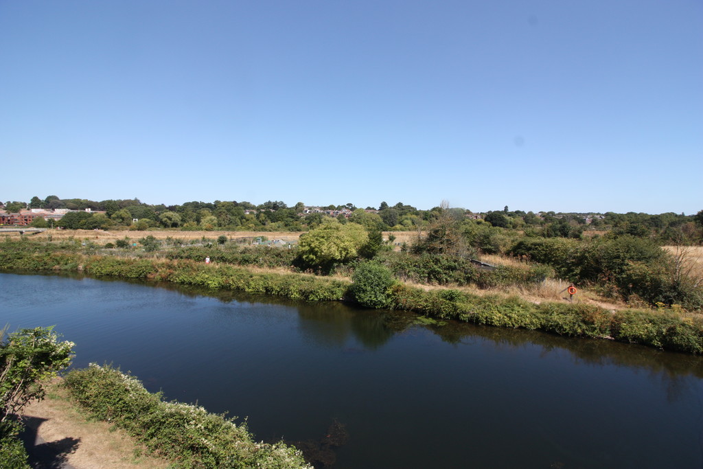 2 bed apartment for sale in River Meadows, Exeter  - Property Image 14