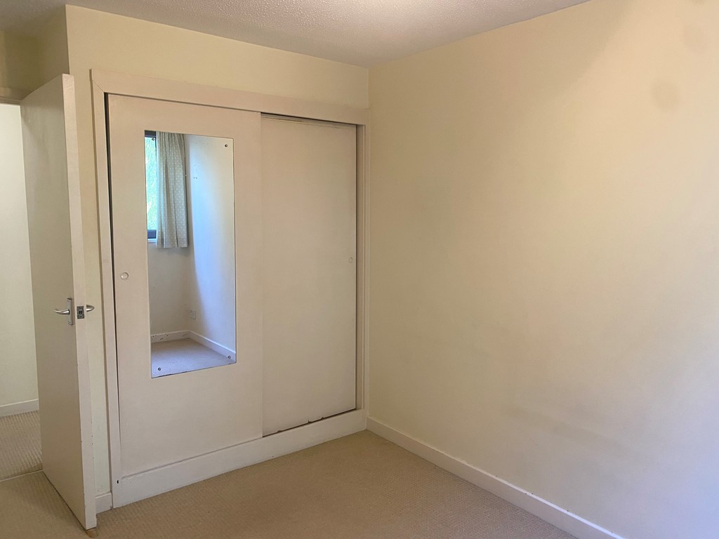 2 bed apartment for sale in Belmont House, Silver Lane 6