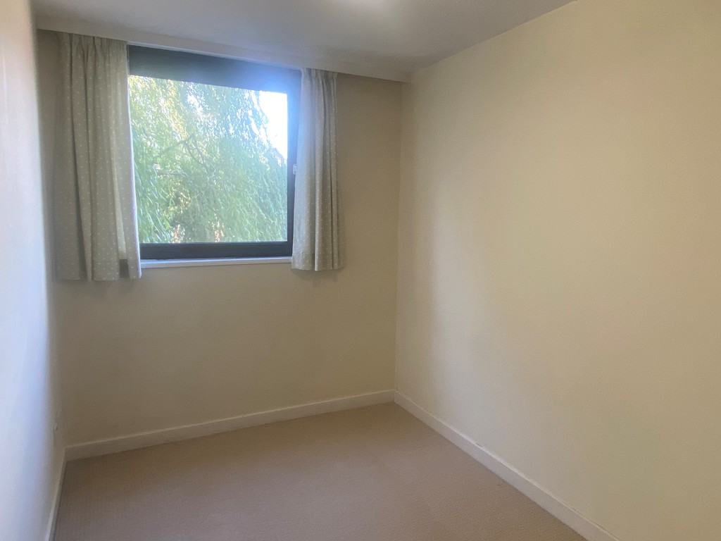 2 bed apartment for sale in Belmont House, Silver Lane  - Property Image 9
