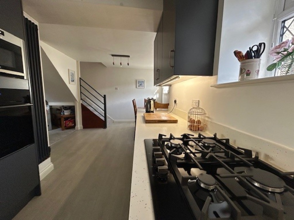 3 bed end of terrace house to rent in Daimonds Lane, Teignmouth 5