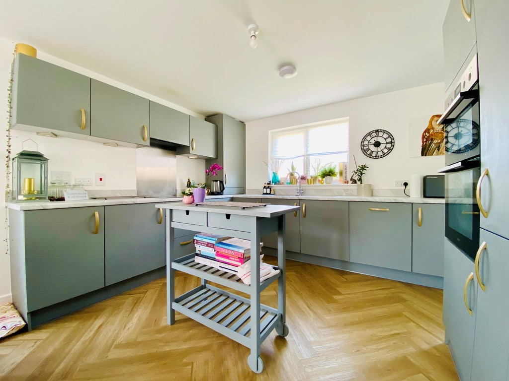4 bed detached house for sale in Calves Close, Exeter  - Property Image 3