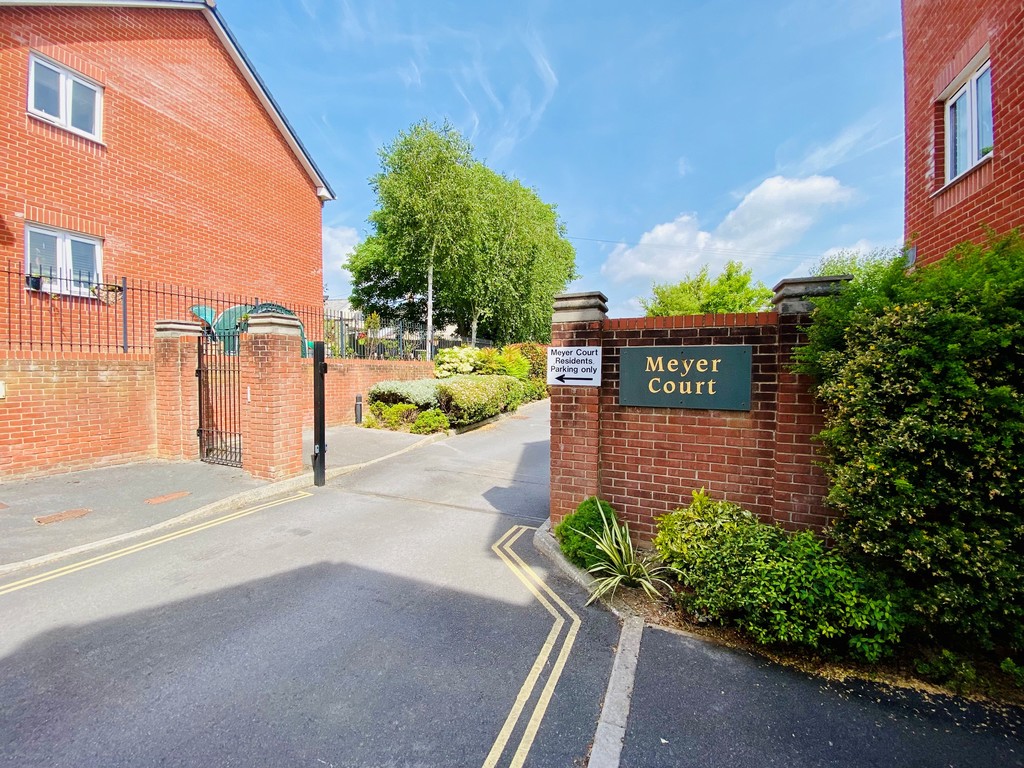 1 bed apartment for sale in Butts Road, Exeter  - Property Image 15