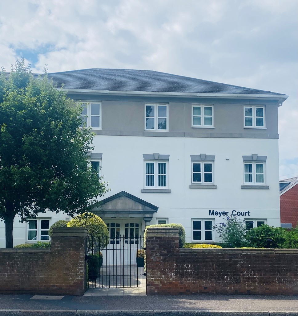 1 bed apartment for sale in Butts Road, Exeter  - Property Image 2