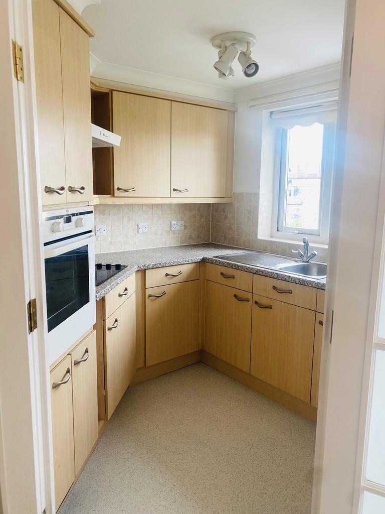 1 bed apartment for sale in Butts Road, Exeter  - Property Image 7