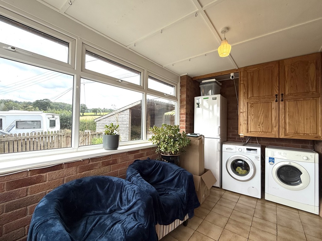 3 bed semi-detached house to rent in Court Barton Cottages, Venny Tedburn, EX17 10