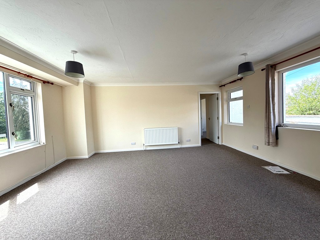 3 bed apartment to rent in - Exeter Road, Cullompton  - Property Image 5
