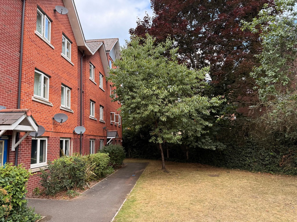 3 bed apartment to rent in Powhay Mills, Tudor Street 1
