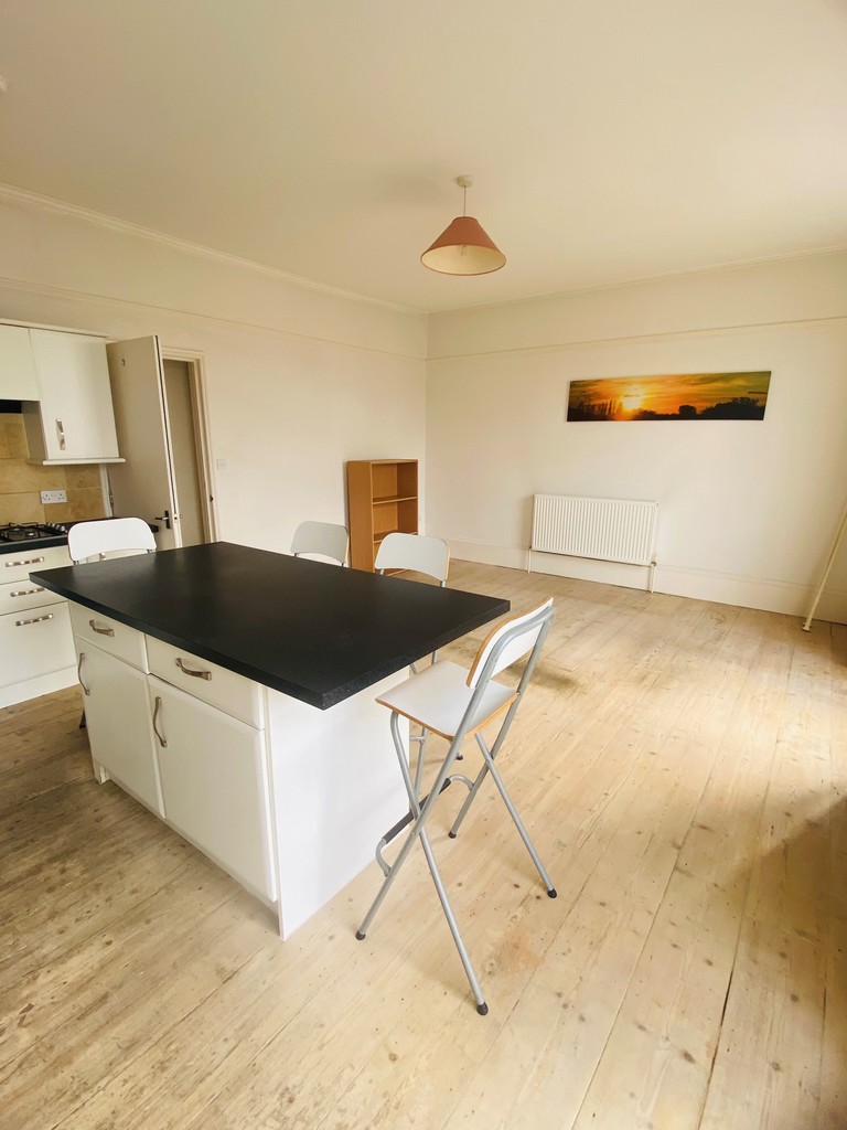 1 bed flat for sale in Oxford Road, Exeter, EX4  - Property Image 2