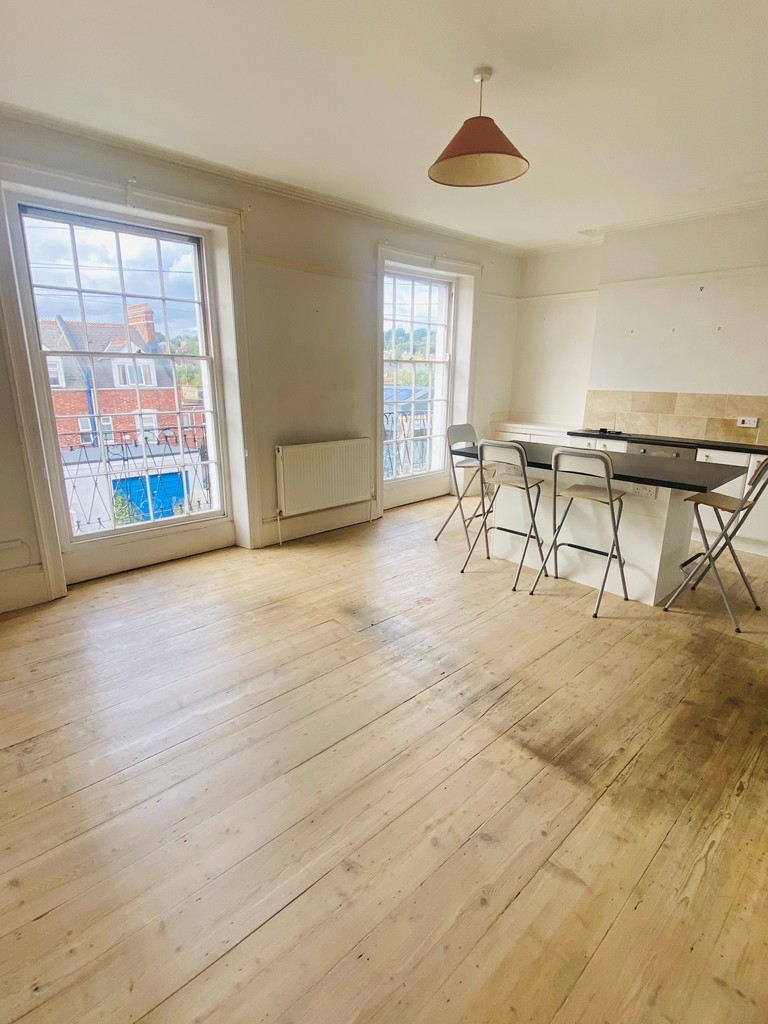 1 bed flat for sale in Oxford Road, Exeter, EX4  - Property Image 1