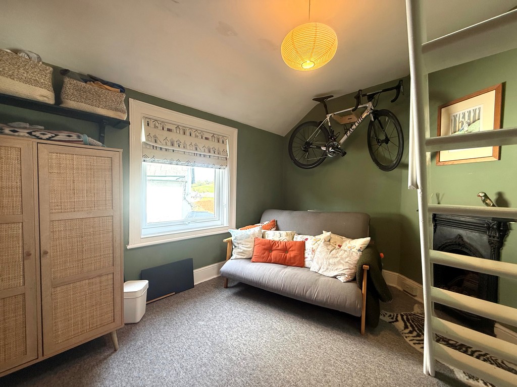 2 bed terraced house to rent in Cofton Hill, Cockwood, EX6 18