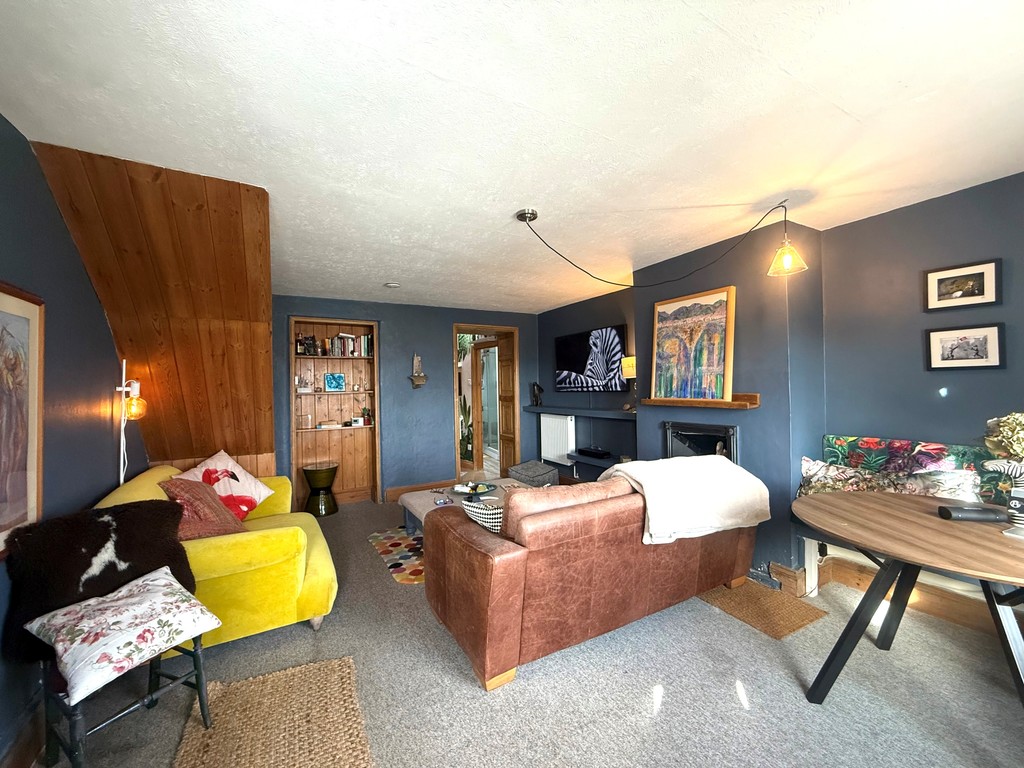 2 bed terraced house to rent in Cofton Hill, Cockwood, EX6 2