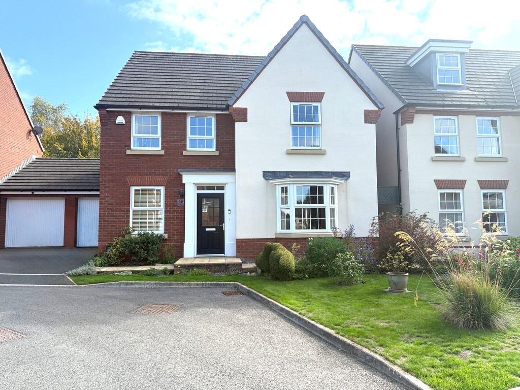 4 bed detached house for sale in Veysey Close, Exeter, EX2 1