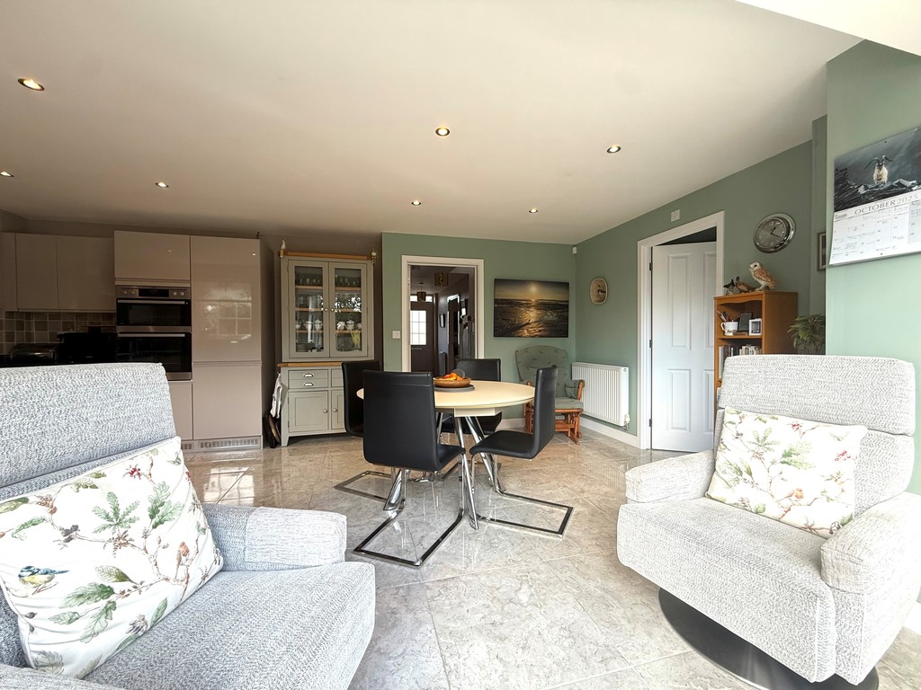 4 bed detached house for sale in Veysey Close, Exeter, EX2  - Property Image 18