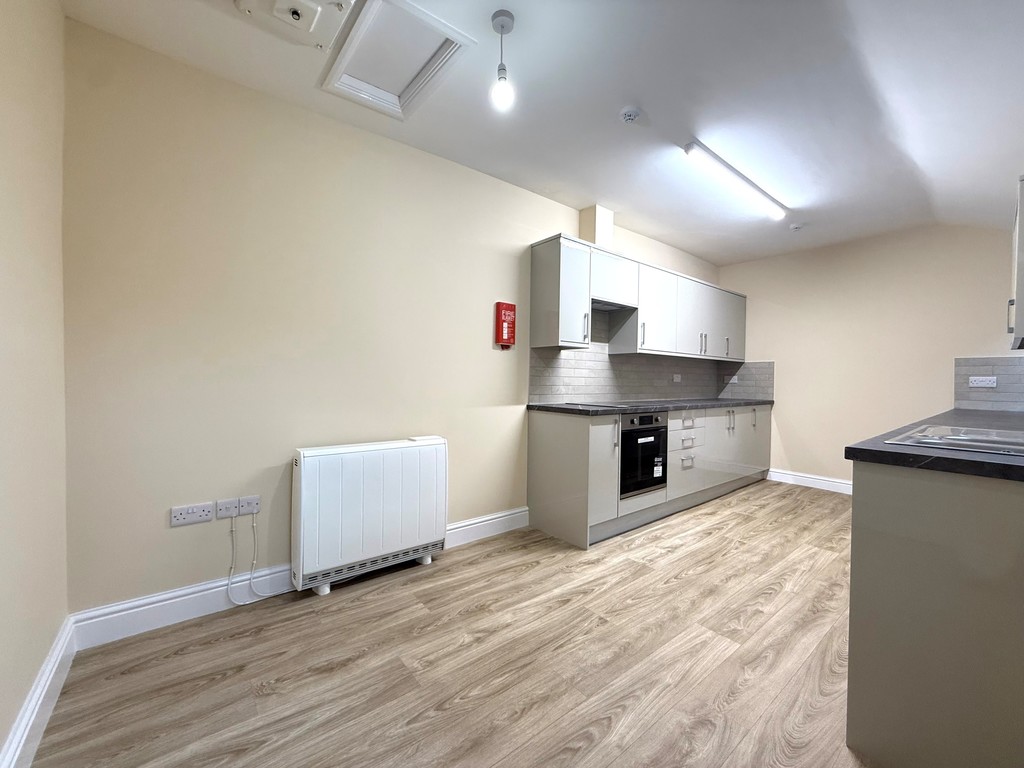 2 bed ground floor flat to rent in New North Road, Exeter  - Property Image 18
