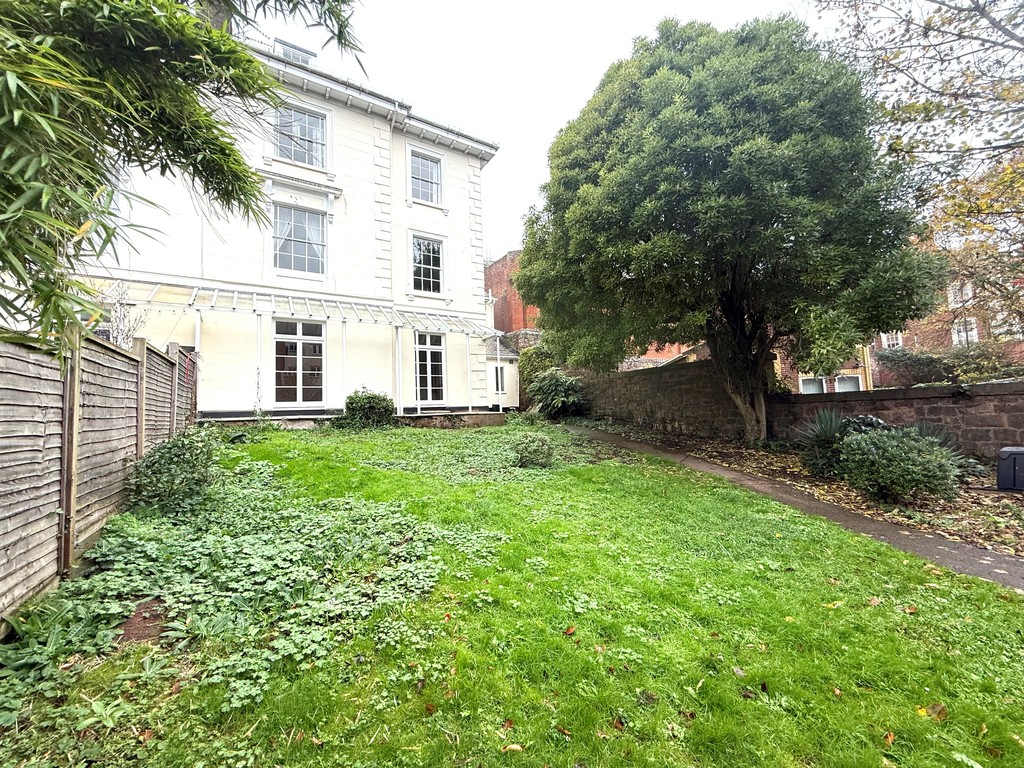2 bed ground floor flat to rent in New North Road, Exeter 27